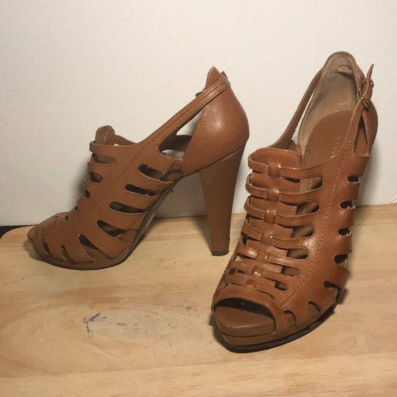 COPY - BCBG pumps - Picture 3 of 6